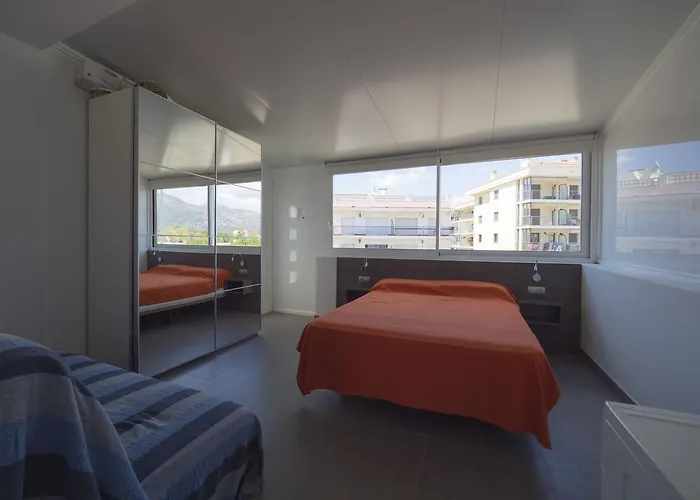 Inmosantos Oasis B8 *