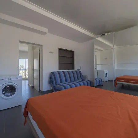 Inmosantos Oasis B8 Apartamento Rosas